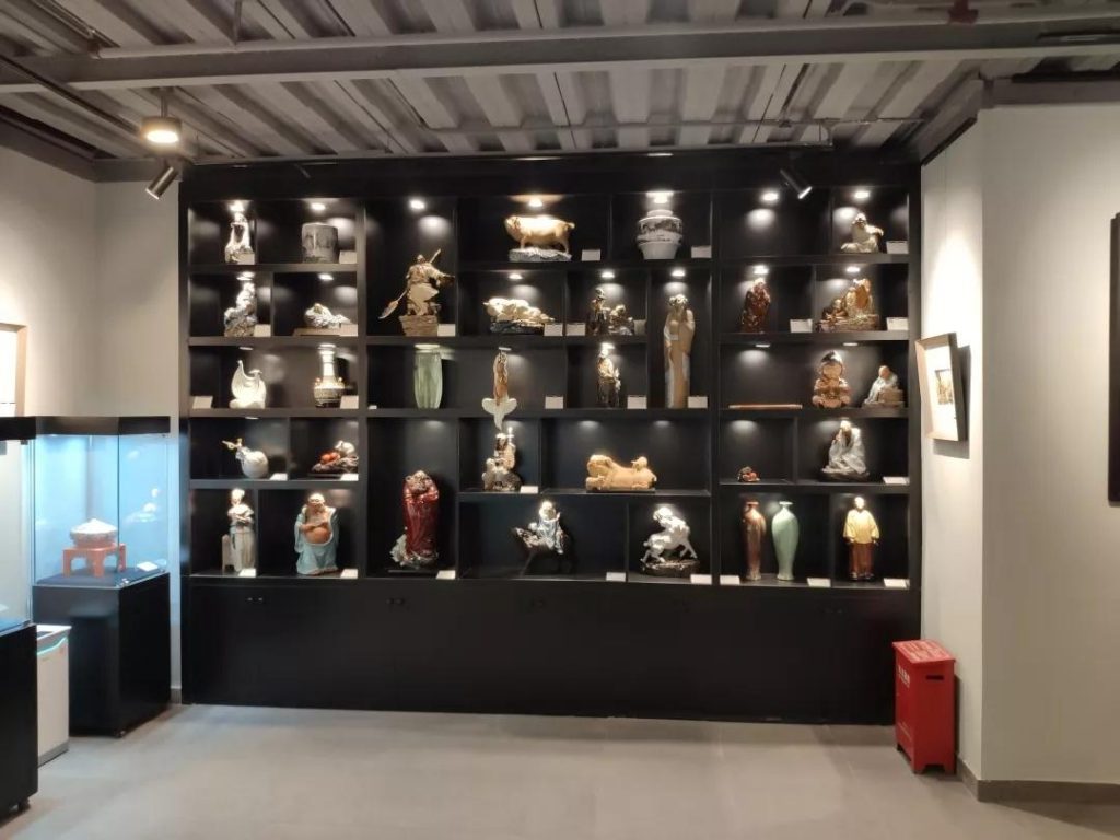 巖星建設(shè)|廣東嶺南工藝美術(shù)館工程設(shè)計插圖(2) 展示柜